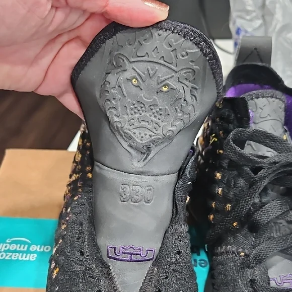 Black and Purple Girl's Shoes - Picture 4 of 11